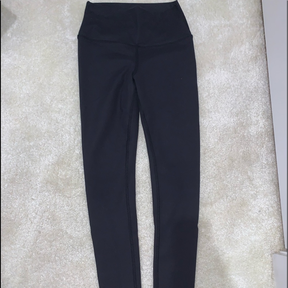 Alo Leggings